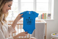 Baby Body „Made with love in Grimma“  mit personalisierbarem Stadtname