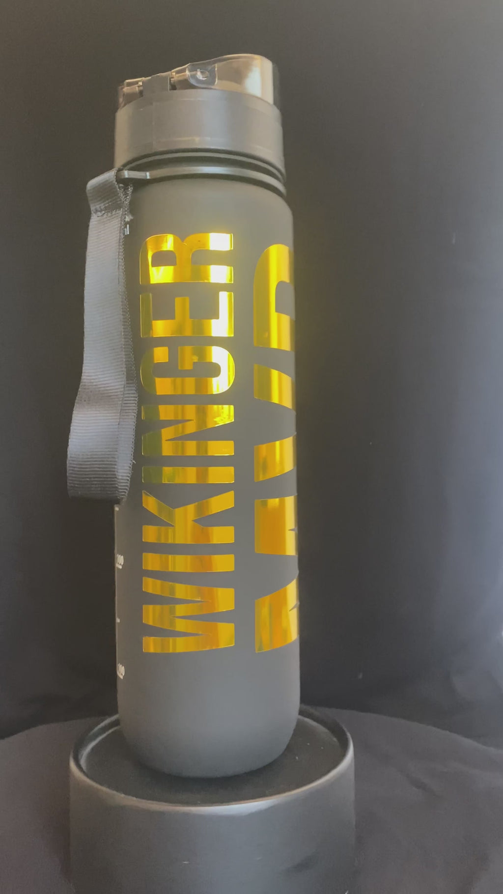 Personalisierte Trinkflasche 1000ml mit goldenem Namen